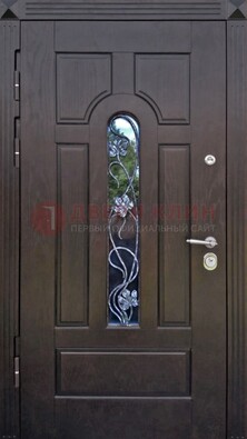 Металлическая дверь со стеклом и ковкой в цвете венге ДСК-142 в Воронеже